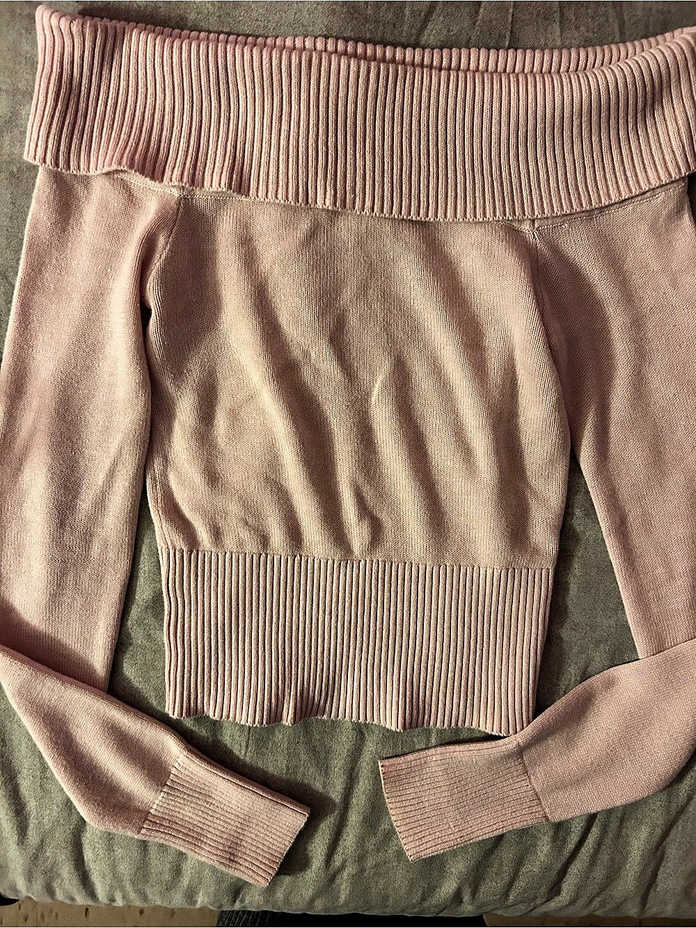 Hollister Off-the-Shoulder Ribbed Knit Sweater Pink XXS